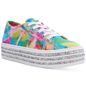 🌈 Betsey Johnson Peaze Flatform Sneakers Tie Dye 🌈